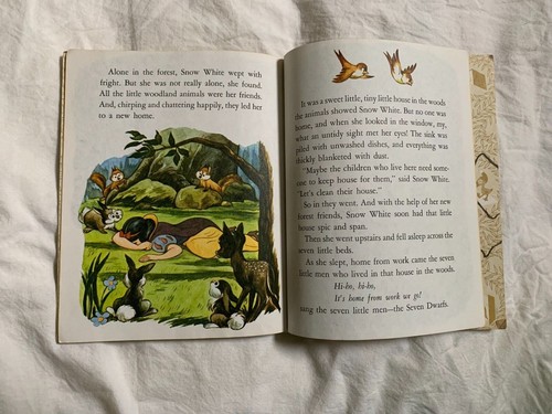 Snow White And The Seven Dwarfs A Little Golden Book Walt Disney 1948 Vintage - Picture 5 of 5