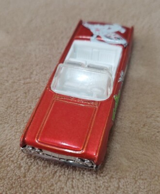 Hot Wheels 64 Lincoln Continential Trix Red low rider 1999