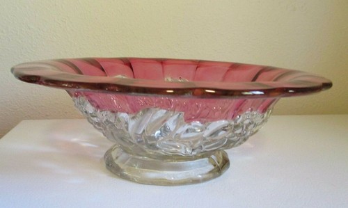 Large Embossed Fruit FOOTED GLASS BOWL Cranberry Edge 11.5" wide EUC - Picture 2 of 6