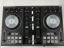 Native Instruments Traktor Kontrol S2 MK2 wit...