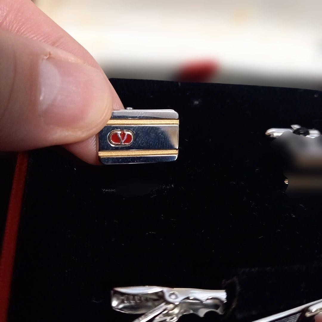 Valentino Garavani Cufflinks Tie Clip Set - Silver Red Stripe Design Used thumbnail 4