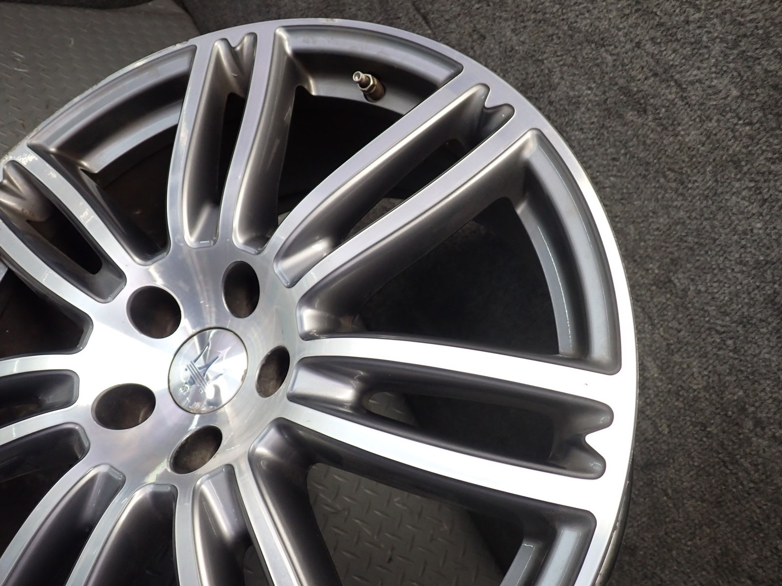 Maserati Quattroporte 2014-2021 Wheel