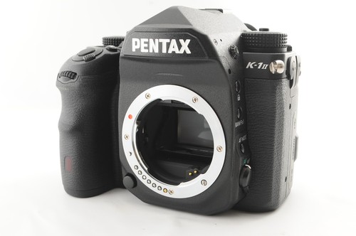 【Mint in Box】Pentax K-1 Mark II DSLR 36.4MP Digital Camera Shutter 311 Count - Picture 4 of 17