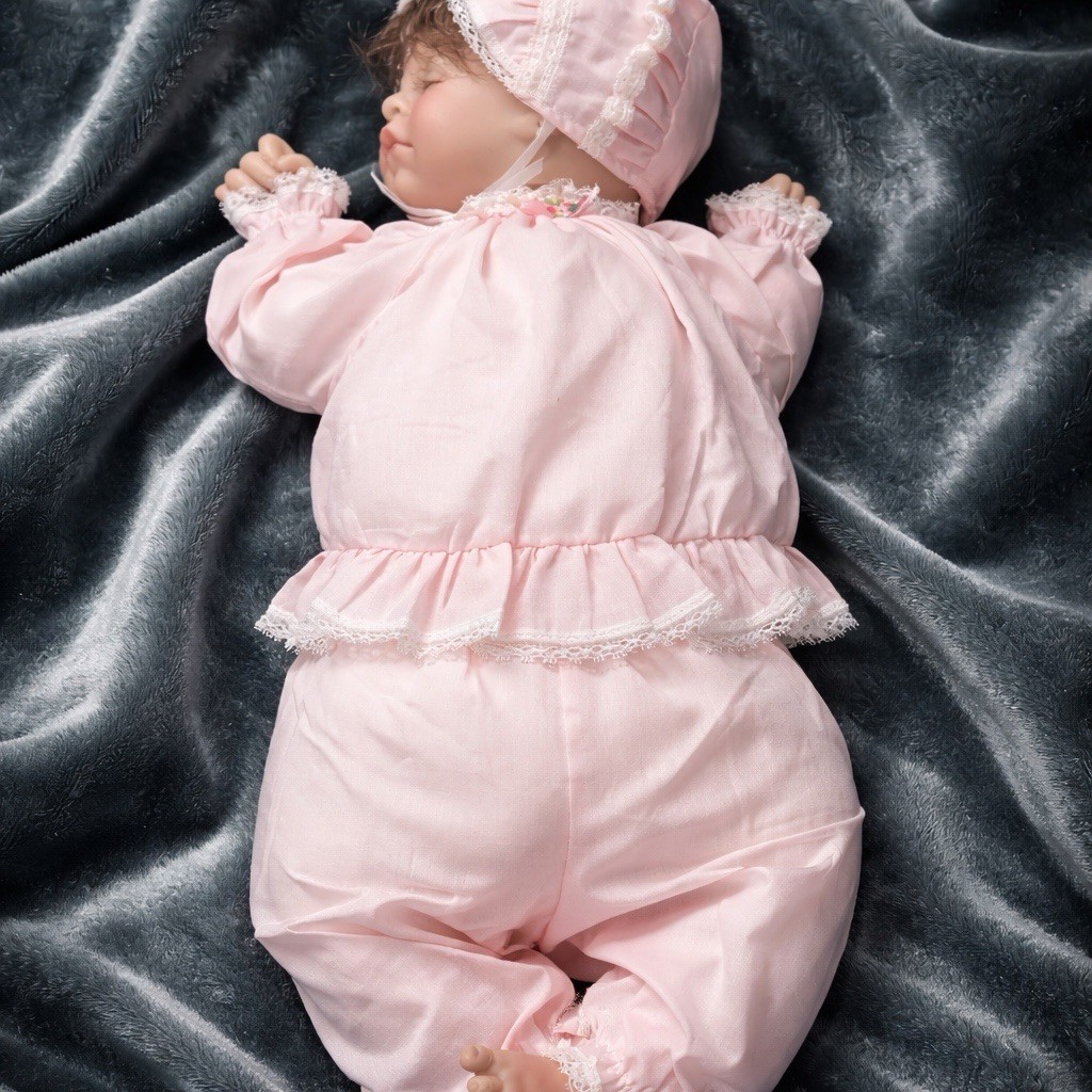Vintage Porcelain Sleeping Baby Infant Girl Doll- Cloth Body 20