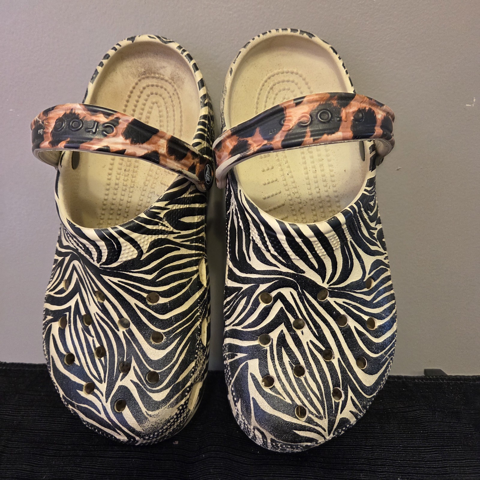 Crocs Classic Animal Remix Clog Zebra Leopard Strap Women's 10 Mens Size 8