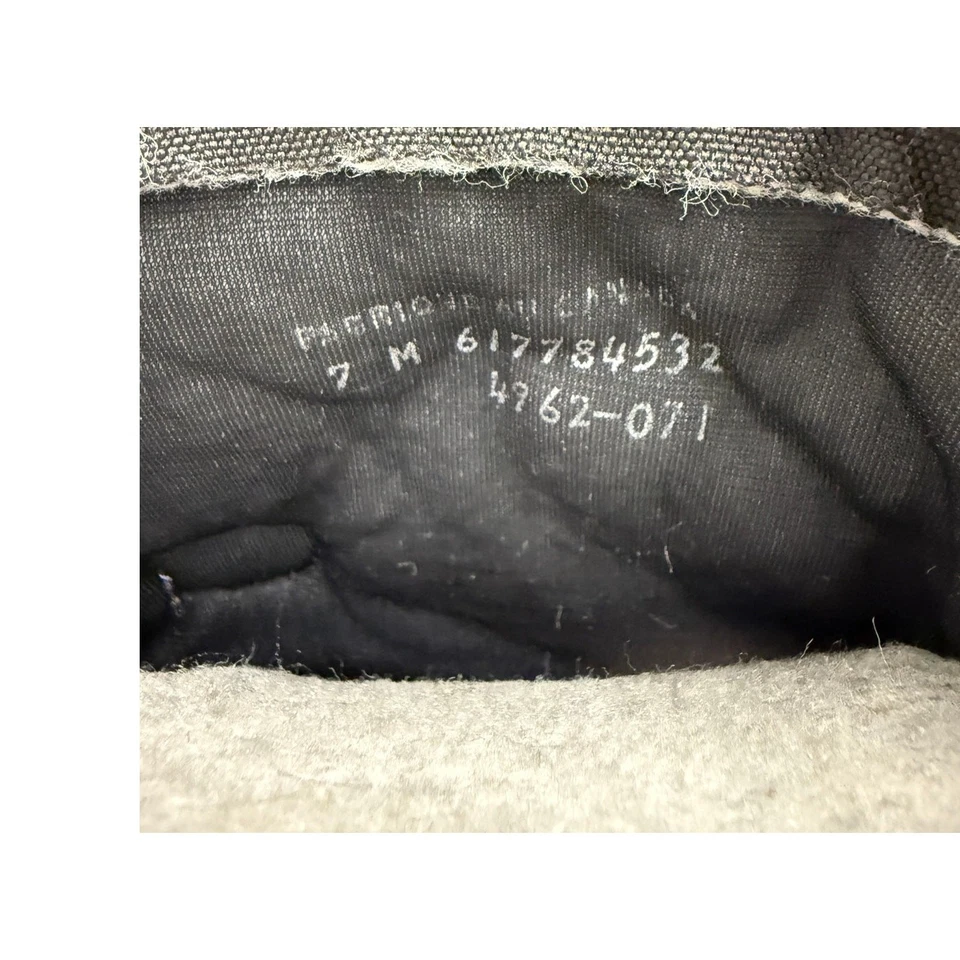 Винтажный Arctic Cat женщин 7 снегоход ботинки черный и фиолетовый изолированный хорошее состояние - Изображение 2 из 4