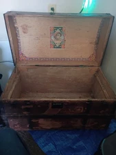 Antique Dome-Top Steamer Trunk – 19th Century Barrel Chest with Original Lining