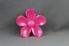 Pink daisy hair clip flower plastic 2 7/8" wide big barrette hair claw clamp