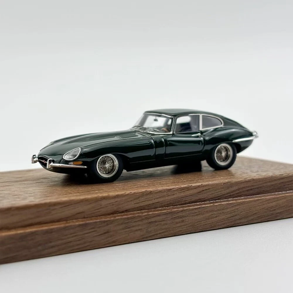 ビンテージミニカー　JAGUAR E-TYPE デンマーク　テクノ社製 Vintage E Type Jaguar Metal Tin Display Toy Car Model Silver