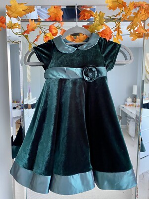 Goodlad Girls Velvet Dress. Green. Size3 T. Perfect for  holidays. 