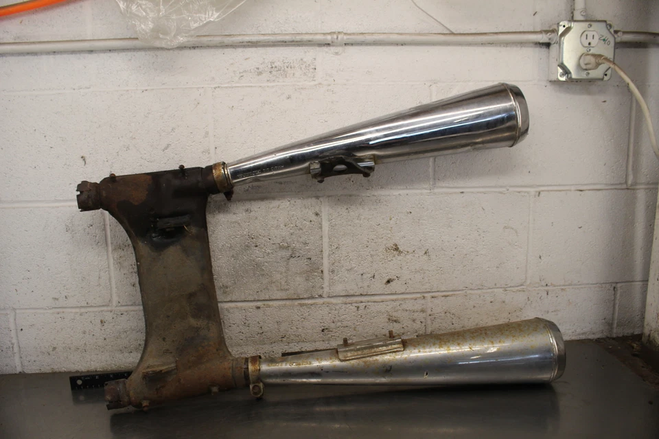 Honda Hawk I 400 CB400T 1979 silenciador escape silenciador tubo juego C397 Foto 4 de 4