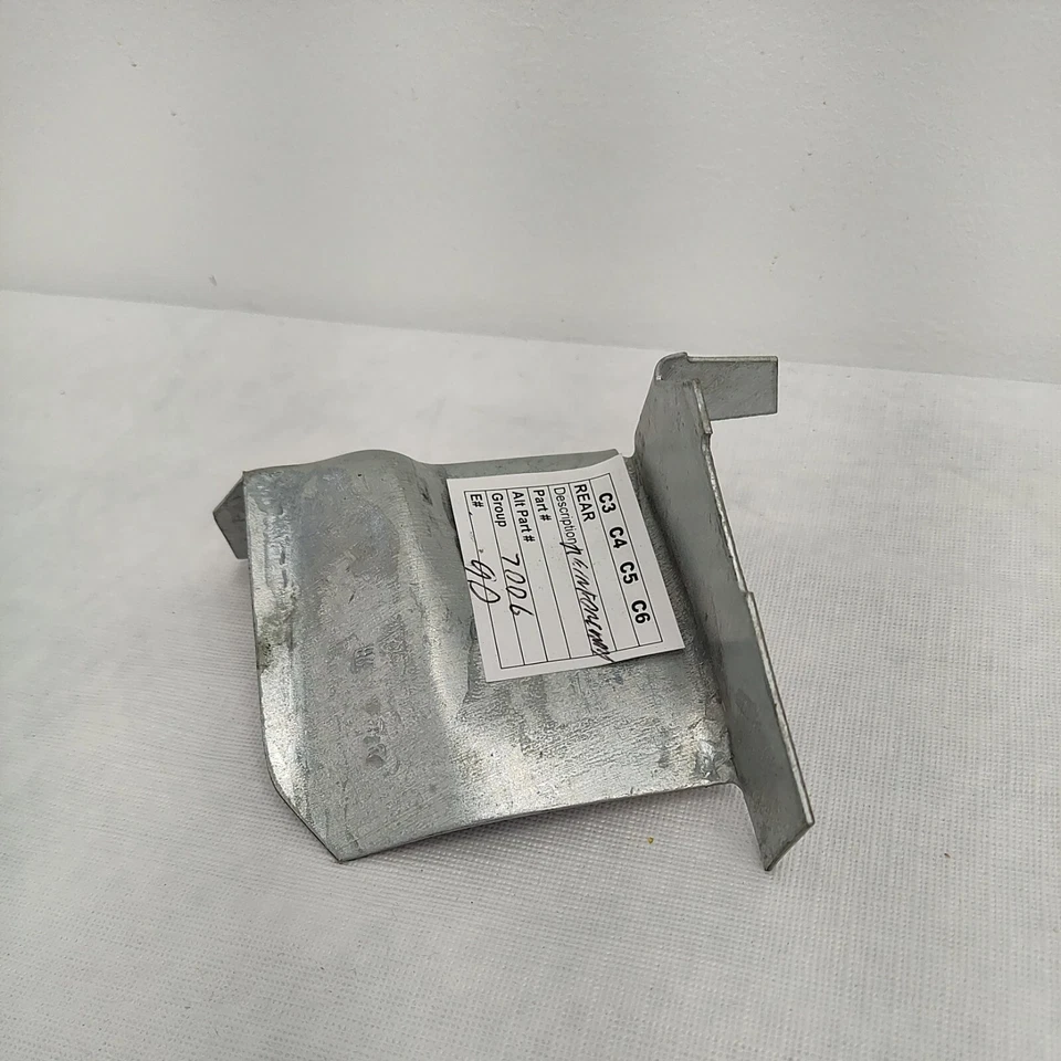 Oldsmobile Cutlass 1982-1996 refuerzo guardabarros riel lateral exterior derecho GM#20292555 Foto 3 de 4