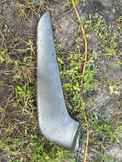 Ferrari 458 bumper canard - damaged but repairable