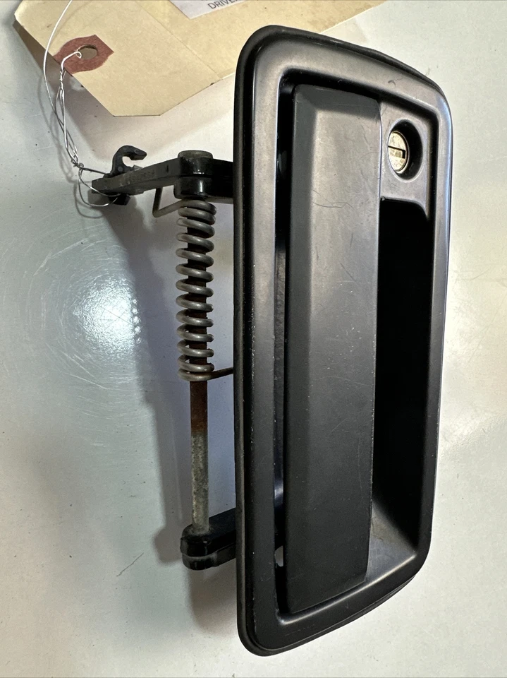 Manija de puerta exterior del lado del conductor delantero GMC Jimmy 95-04. Usado OEM. Negro Foto 3 de 3