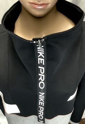 nike pro get fit icon clash