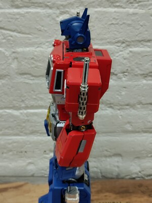 ART STORM ULTIMETAL UM-01 Optimus Prime Action Figure Collection