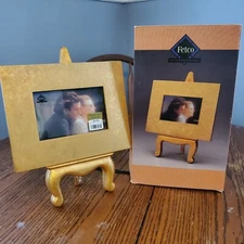 Vtg Fetco international gold leaf Picture Frame & easel stand hand finished