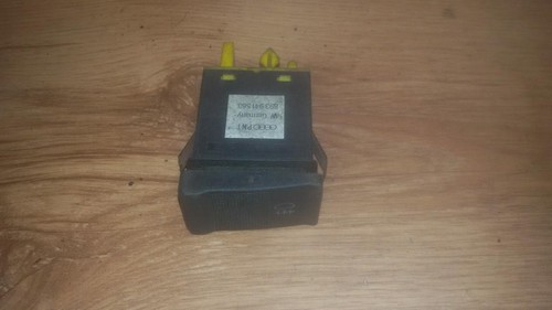 893941563 Schalter Nebelscheinwerfer  Audi 100 DE136501-15