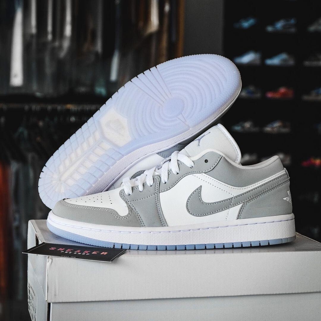 Size 8 Women's - Jordan 1 Low White Wolf Grey DC0774105 | eBay