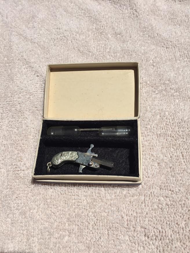 Vintage 2mm Pinfire Berloque FOB miniature Toy Pistol Gun View 3