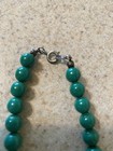 VINTAGE 24" GREEN W/ SILVER TONE BEADED NECKLACE — photo 3