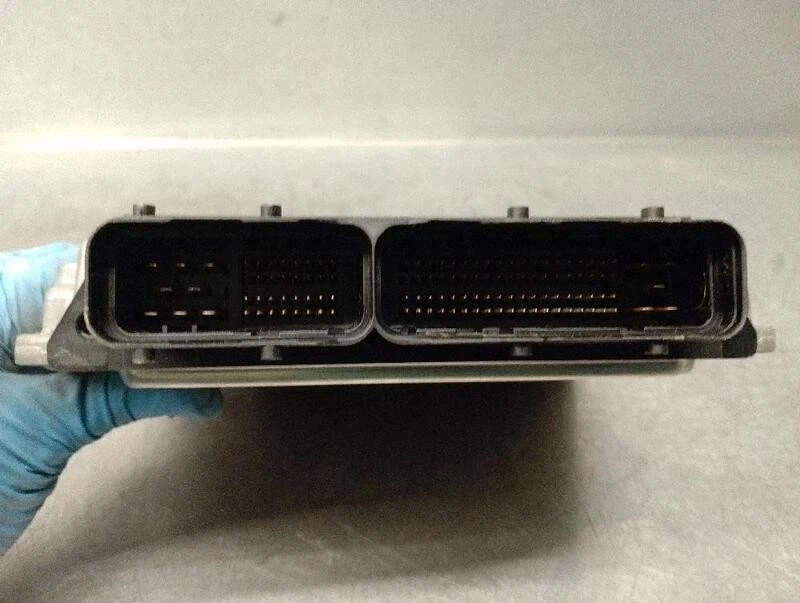 8966102A90 centralina motore per TOYOTA COROLLA (E12) 1.4 TURBODIESEL 4887230 - Immagine 3 di 4