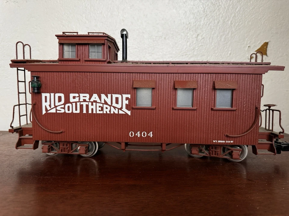Bachmann Rio Grande Southern Bobber Caboose #401 - Image 2 of 4