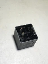 GM OEM 94-14 98 Electrical Electrical Components-Relay 13503102