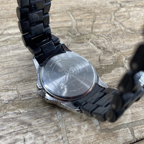 Armitron Now y121e Mens Stainless Steel Bracelet Watch Needs Battery eBay