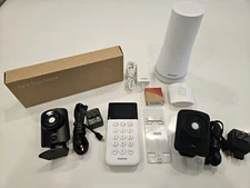 SimpliSafe Home Security System w/ 2 Cameras 