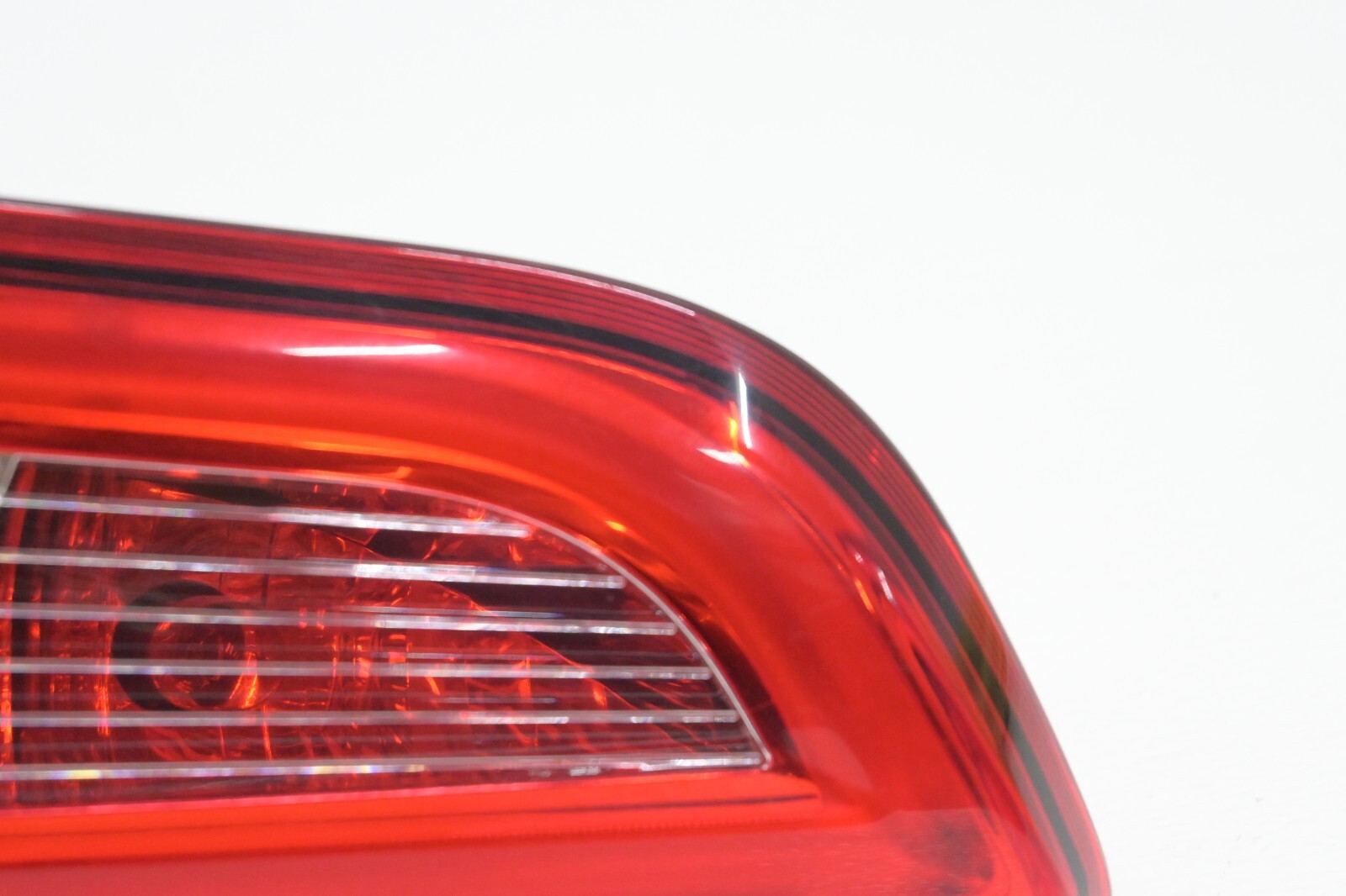⭐ 14-20 Maserati Ghibli Rear Right Inner Trunk Lid Taillight Light Lamp Oem