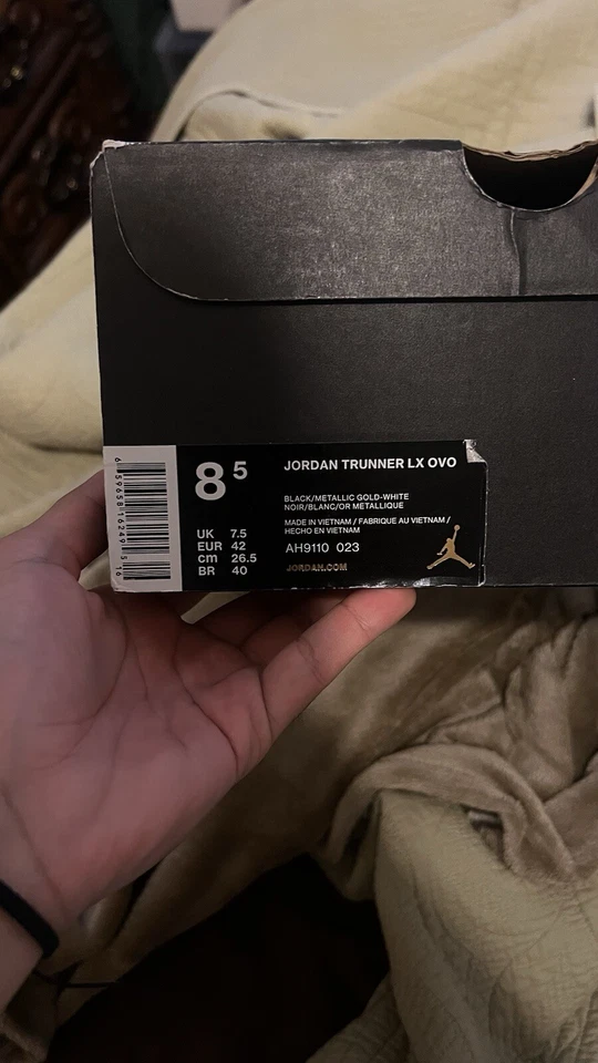 Talla 8.5 - OVO x Jordan Trunner LX Negro Blanco Foto 4 de 4