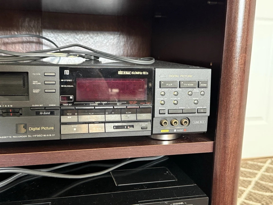 VCR estéreo Sony SL-HF95D Hi-Band Beta Hi-Fi Foto 3 de 4