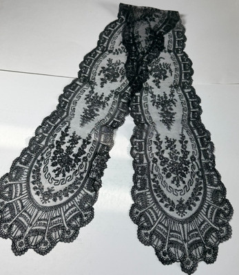 Col Ancien Du XIXe Siècle En Dentelle De Bruges – Blanc En Lin – Longueur 101 Cm