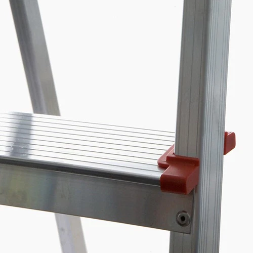Escalera Doméstica De Aluminio Con Bandeja Portaobjetos + Guantes | 3 Peldaños - Imagen 3 de 4