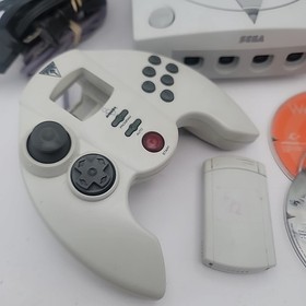 Sega Dreamcast Console System HKT-3020 with Dead or Alive 2, Tested Working 