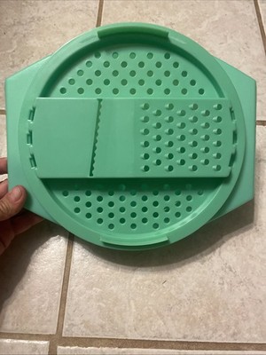 Vintage Tupperware Green Cheese/Veggie Shredder Grater 787 &  Green Bowl 786