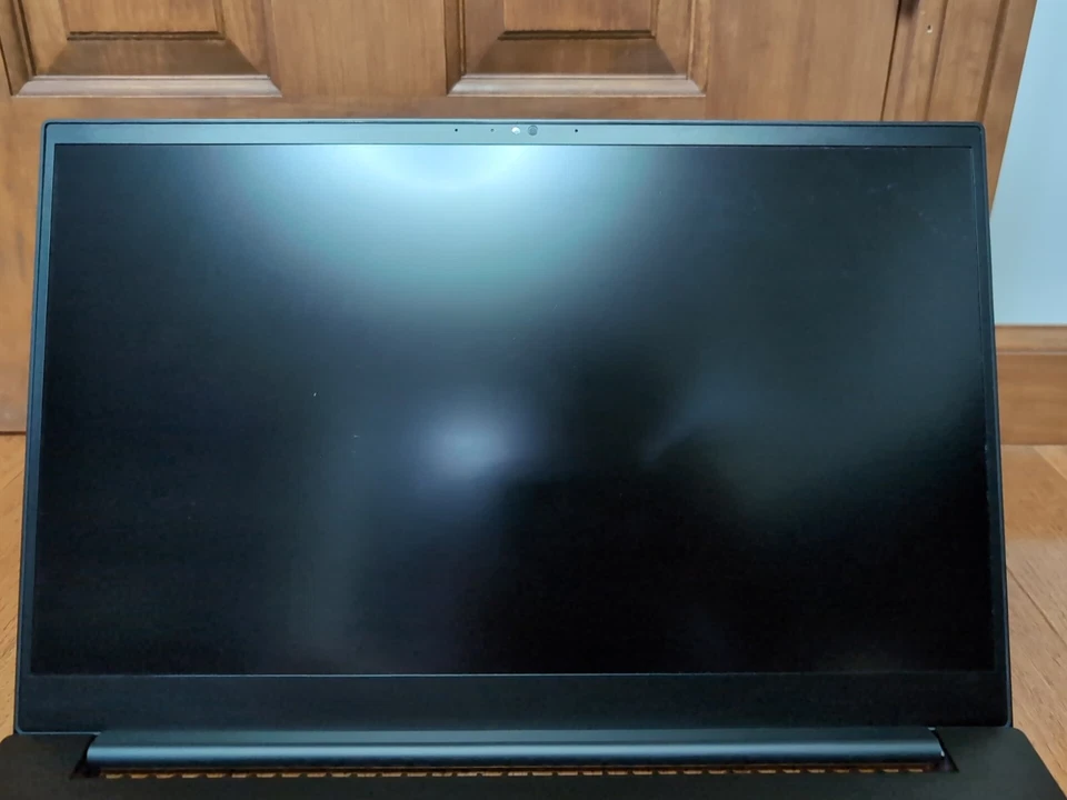 LEER DESC. Razer Blade 17 2022 QHD 240Hz 12ª Gen I7 32GB RAM 3080Ti RZ09-0423 Foto 4 de 4