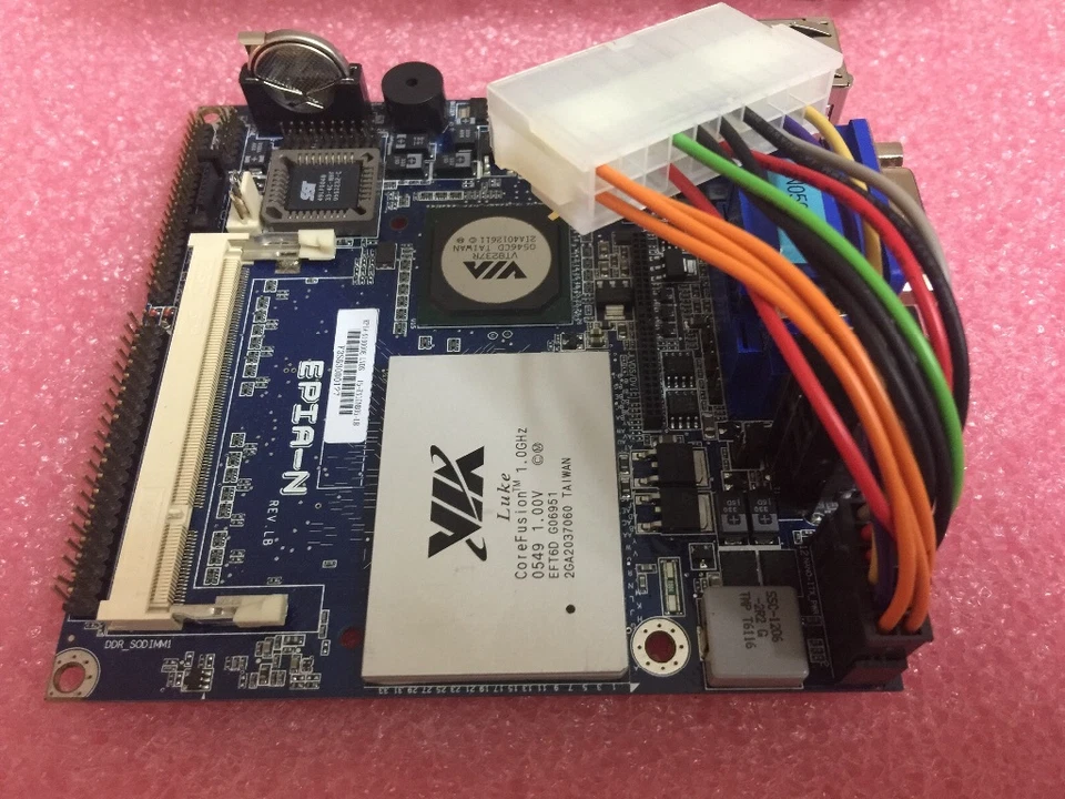 EPIA-N with LUKE Core Fusion CPU Motherboard - Image 4 of 4