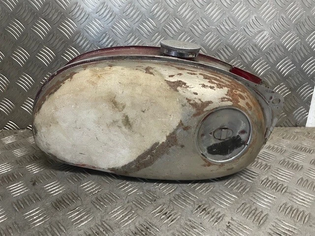 BSA BANTAM petrol tank - Image 4 of 4