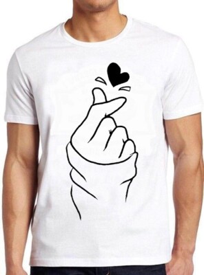 Finger Herz Koreanische Liebe Musik Herz Band Kpop Kdrama Drama Geschenk T-Shirt M939