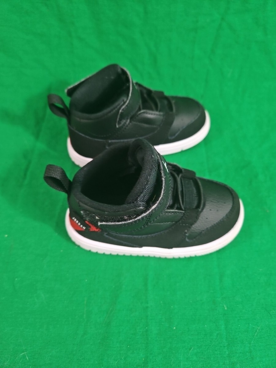 Jordan Girls Size 7C Jordan Fadeaway AO1332-016 Black