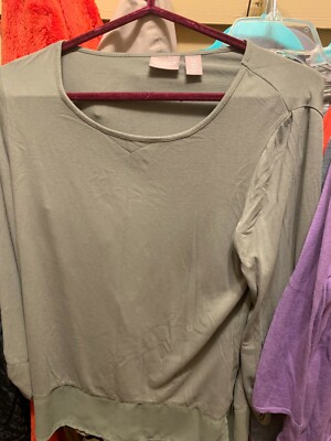 Chico's sz 0 {see pic size chart}green roll tab top 
