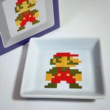 Nintendo Museum exclusive Mario mini plate 8x8cm