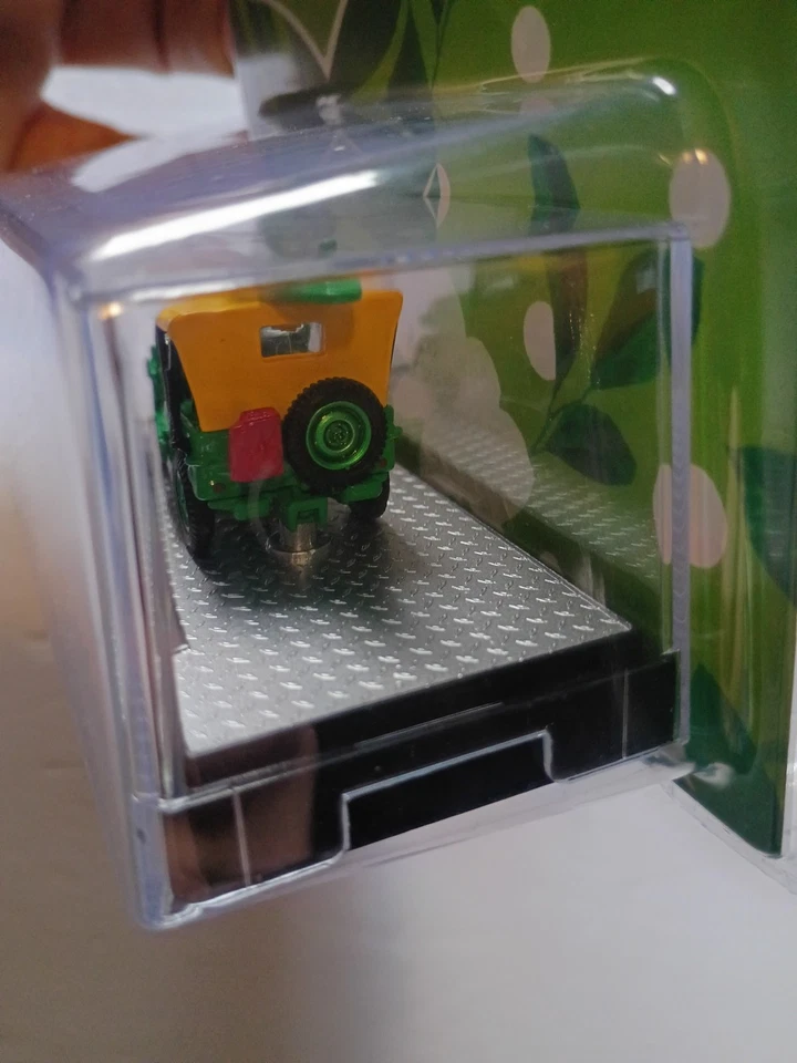 M2 Machines 1944 Jeep MB - Sprite Chase A56 25-04 , 1 Of 750 - Image 3 of 4