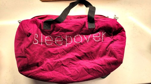 Lila Sleepover Umhängetasche - Bild 1 von 3