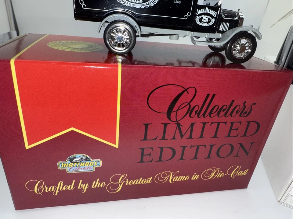 Matchbox Yesteryear YY039/SF-M Ford Model TT Jack Daniel's 1:43 Diecast Truck-k - Image 4 of 4