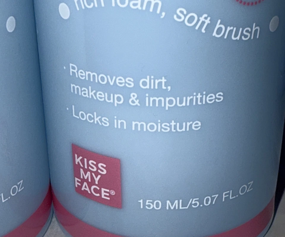 LIMPIADOR DE ESPUMA FACIAL KISS MY FACE Cepillo Suave-Té Verde-Bruja Avellana-Agua Rosa Foto 3 de 4