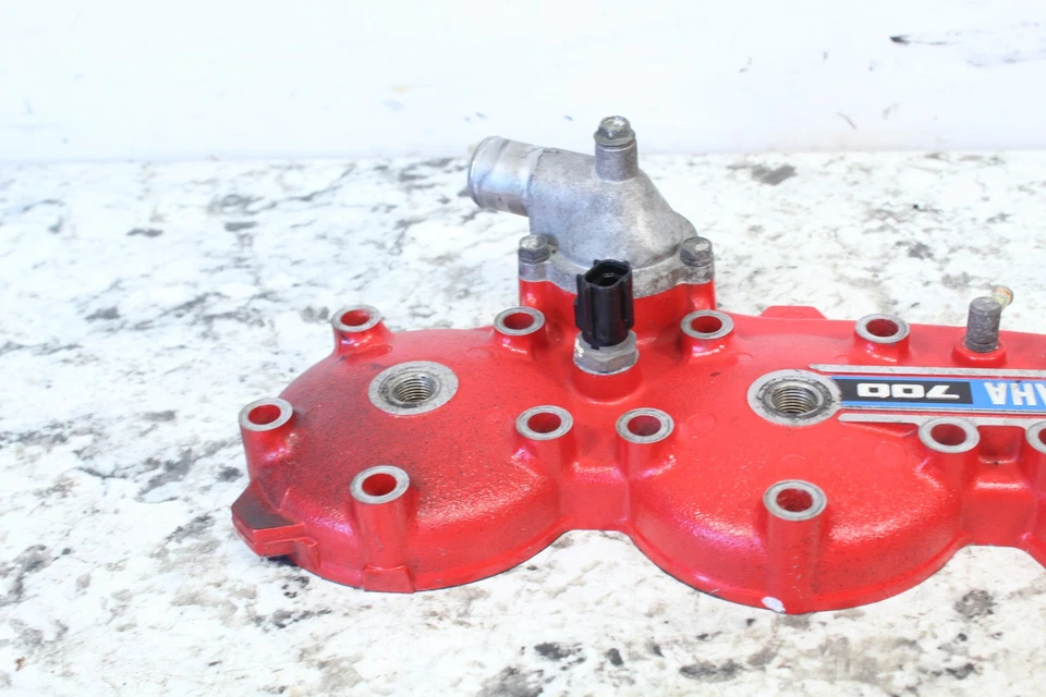 1998 YAMAHA MOUNTAIN MAX 700 Cylinder Head 8CH-11111-10-00 - Image 2 of 4