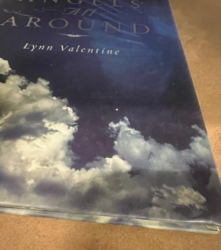 Angels All Around (True Stories of Angel Encounters Hallmark Lynn Valentine Book - Foto 2 di 5